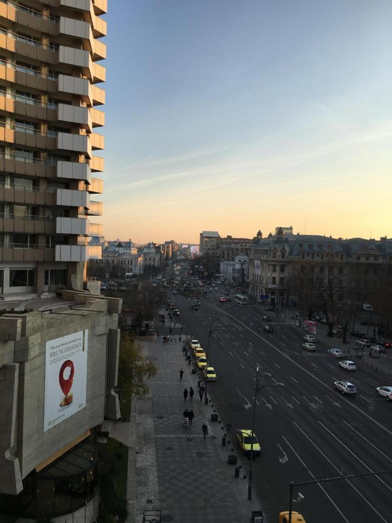 Central Studio Across From Intercontinental Bucharest Exterior photo