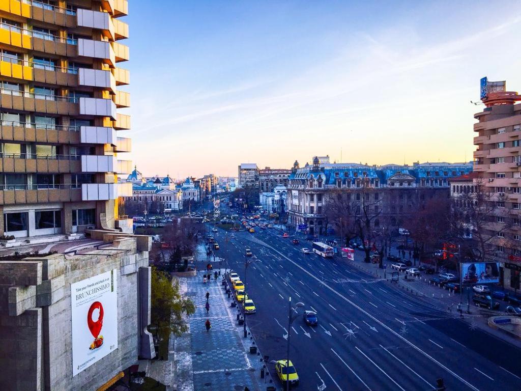 Central Studio Across From Intercontinental Bucharest Exterior photo